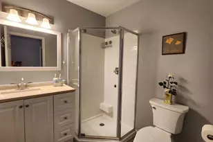 960 Rockefeller Ln, Madison, WI 53704 - Photo 31