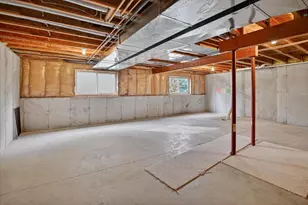 1233 Jasmine Dr, Madison, WI 53719 - Photo 63