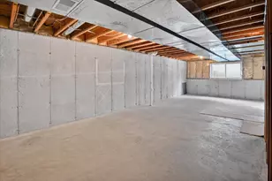 1233 Jasmine Dr, Madison, WI 53719 - Photo 67