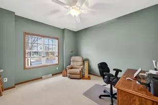 7917 Oak View Dr, Madison, WI 53719 - Photo 5