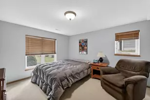 7917 Oak View Dr, Madison, WI 53719 - Photo 27