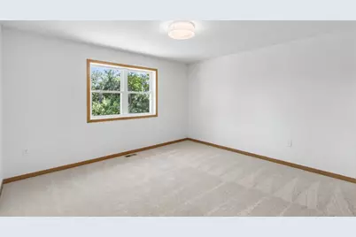 322 Roosevelt Street, Baraboo, WI 53913 - Photo 17