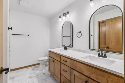 322 Roosevelt Street, Baraboo, WI 53913 - Photo 15
