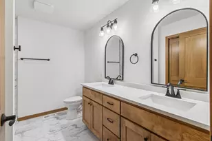 322 Roosevelt St, Baraboo, WI 53913 - Photo 15