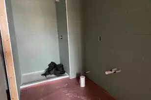 402 Roosevelt St, Baraboo, WI 53913 - Photo 9