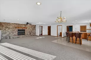 9714 Hwy 19, Mazomanie, WI 53560 - Photo 33