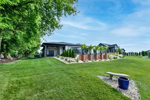 5803 Bellewood Dr, Waunakee, WI 53597 - Photo 71