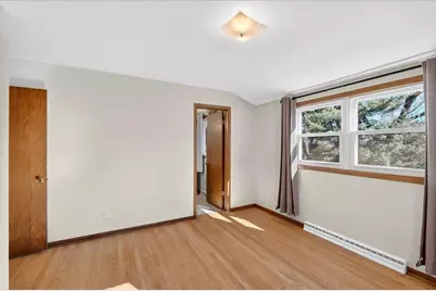 435 Woodview Drive, Sun Prairie, WI 53590 - Photo 15