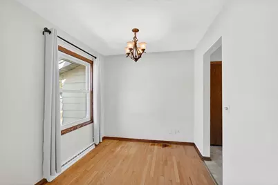 435 Woodview Drive, Sun Prairie, WI 53590 - Photo 7