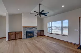 103 Graelyn Cir, Barneveld, WI 53507 - Photo 3