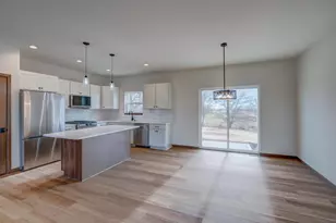 103 Graelyn Cir, Barneveld, WI 53507 - Photo 7