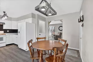 198 Juniper Ave, Brodhead, WI 53520 - Photo 17