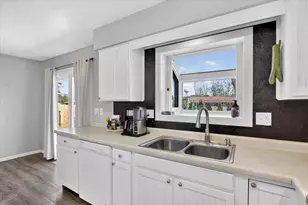 198 Juniper Ave, Brodhead, WI 53520 - Photo 13