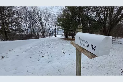 114 American Heritage Road, De Soto, WI 54624 - Photo 5