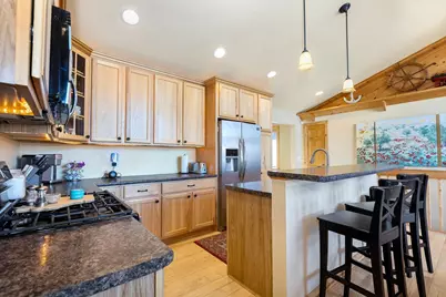 W5588 S Stone Gate Drive, New Lisbon, WI 53950 - Photo 9