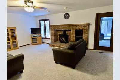 6834 W Thornapple Drive, Janesville, WI 53548 - Photo 7