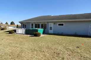 4025 Mackinac Dr, Janesville, WI 53546 - Photo 5