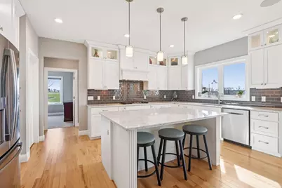 6211 Amethyst Drive, Waunakee, WI 53597 - Photo 7