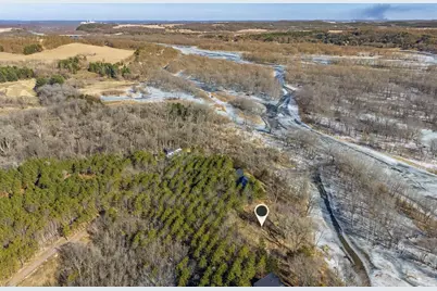 L10 Gold Bluff Court, Portage, WI 53901 - Photo 23