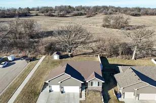 4991 Glacier View Dr, Milton, WI 53563 - Photo 5