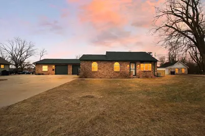 2505 Center Avenue, Janesville, WI 53546 - Photo 1