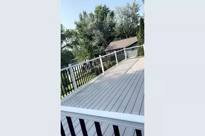 202 Sleepy Hollow Drive, Fall River, WI 53932 - Photo 5