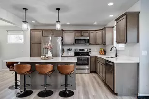 10330 Hazy Sky Pkwy, Verona, WI 53593 - Photo 5