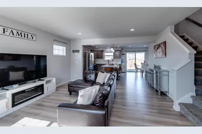 10330 Hazy Sky Parkway, Verona, WI 53593 - Photo 3