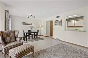 821 N Gammon Rd, Madison, WI 53717 - Photo 19