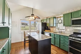 11662 N Lakeview Dr, Edgerton, WI 53534 - Photo 9