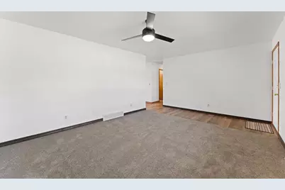 509 Ernstmeyer Drive, Baraboo, WI 53913 - Photo 5