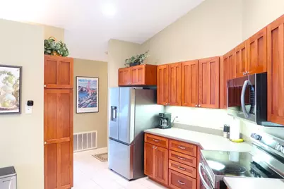 715 N Heatherstone Drive, Sun Prairie, WI 53590 - Photo 5