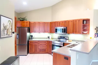 715 N Heatherstone Drive, Sun Prairie, WI 53590 - Photo 3