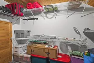 2136 E Ridge Rd, Beloit, WI 53511 - Photo 21