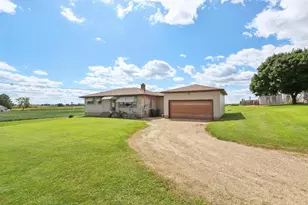6889 and 6897 North Towne Rd, DeForest, WI 53532 - Photo 21
