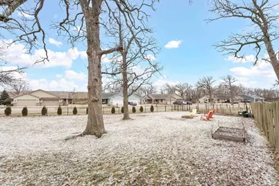 1348 Shade Tree Lane, Janesville, WI 53545 - Photo 9