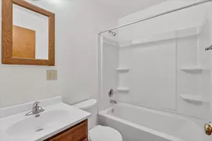 1406 S Grant Ave, Janesville, WI 53546 - Photo 27