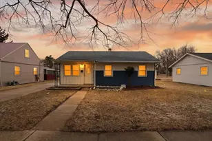 1406 S Grant Ave, Janesville, WI 53546 - Photo 1