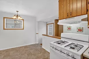 1406 S Grant Ave, Janesville, WI 53546 - Photo 15