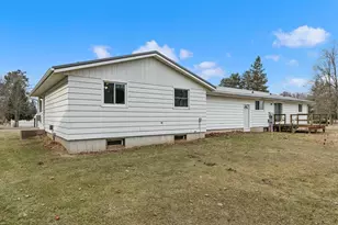 625 Cross St, Poynette, WI 53955 - Photo 35