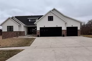 1817 Arboretum Dr, Janesville, WI 53548 - Photo 1