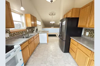 1077 Gas Light Drive, Sun Prairie, WI 53590 - Photo 17