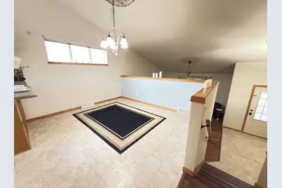 1077 Gas Light Drive, Sun Prairie, WI 53590 - Photo 11