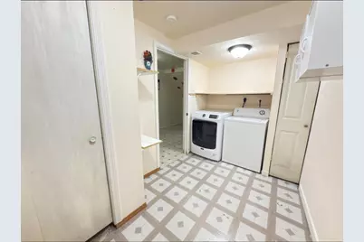 1077 Gas Light Drive, Sun Prairie, WI 53590 - Photo 33