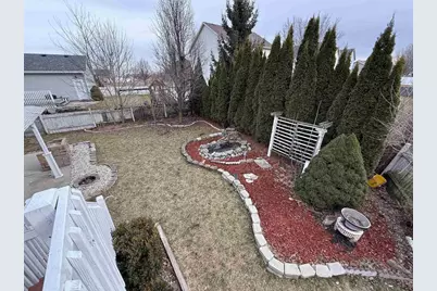 1077 Gas Light Drive, Sun Prairie, WI 53590 - Photo 5