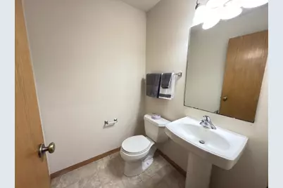 1077 Gas Light Drive, Sun Prairie, WI 53590 - Photo 21