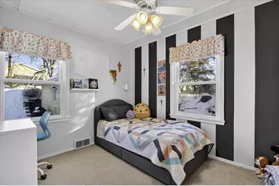 725 Berry Street, Stoughton, WI 53589 - Photo 11