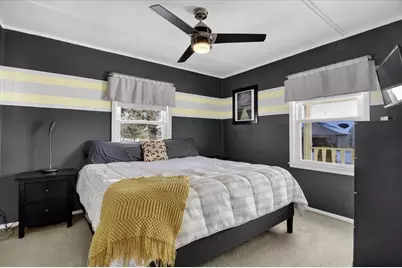 725 Berry Street, Stoughton, WI 53589 - Photo 9