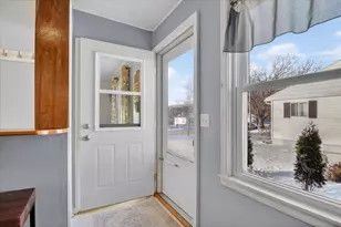 725 Berry St, Stoughton, WI 53589 - Photo 17