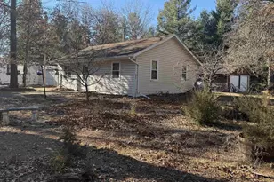 N8945 Deer Path Rd, New Lisbon, WI 53950 - Photo 5